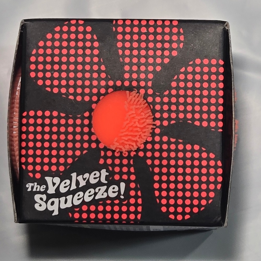 Viral NeeDoh Fuzz Ball Flower Power Orange Velvet Squeeze Fidget Toy NEW - Picture 5 of 6